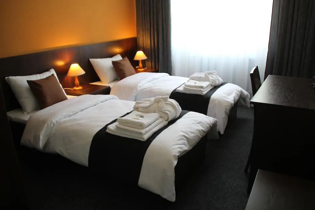 קייב Shelter Hotel